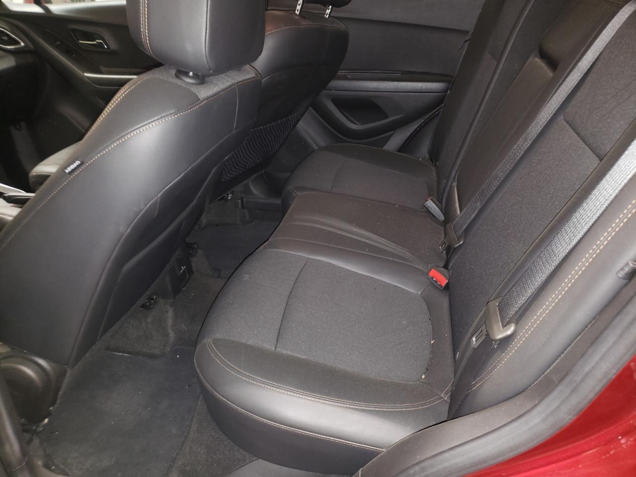 Photo 6 from auction – 2021 CHEVROLET TRAX 1LT with VIN KL7CJPSM4MB372161