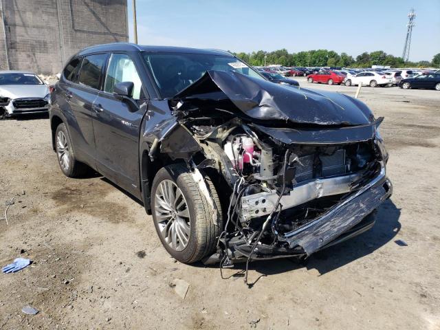 TOYOTA HIGHLANDER 2021 with VIN 5TDEBRCH5MS061790 - Photo from auction