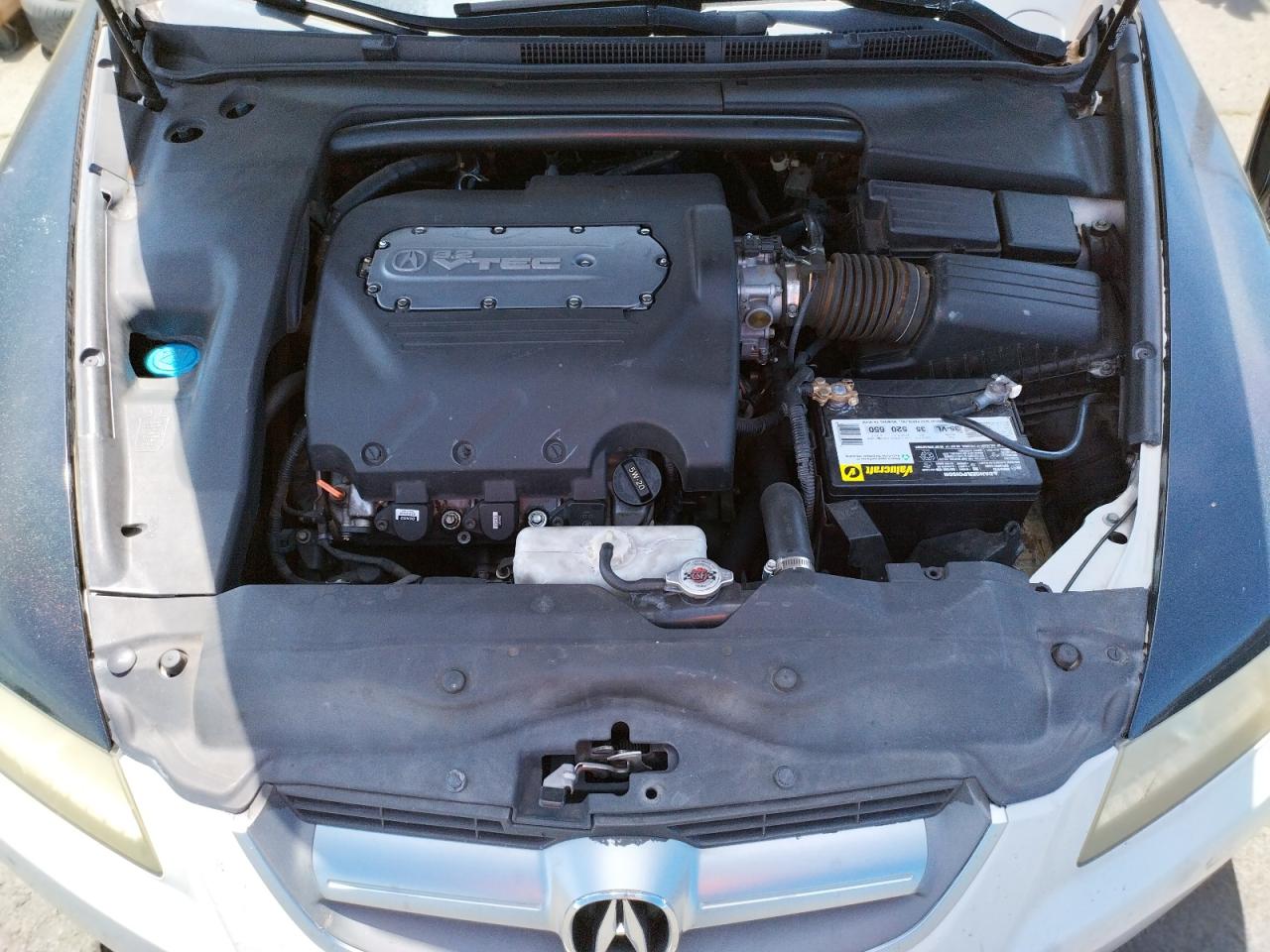 Photo 7 from auction – 2005 ACURA TL with VIN 19UUA66215A000764