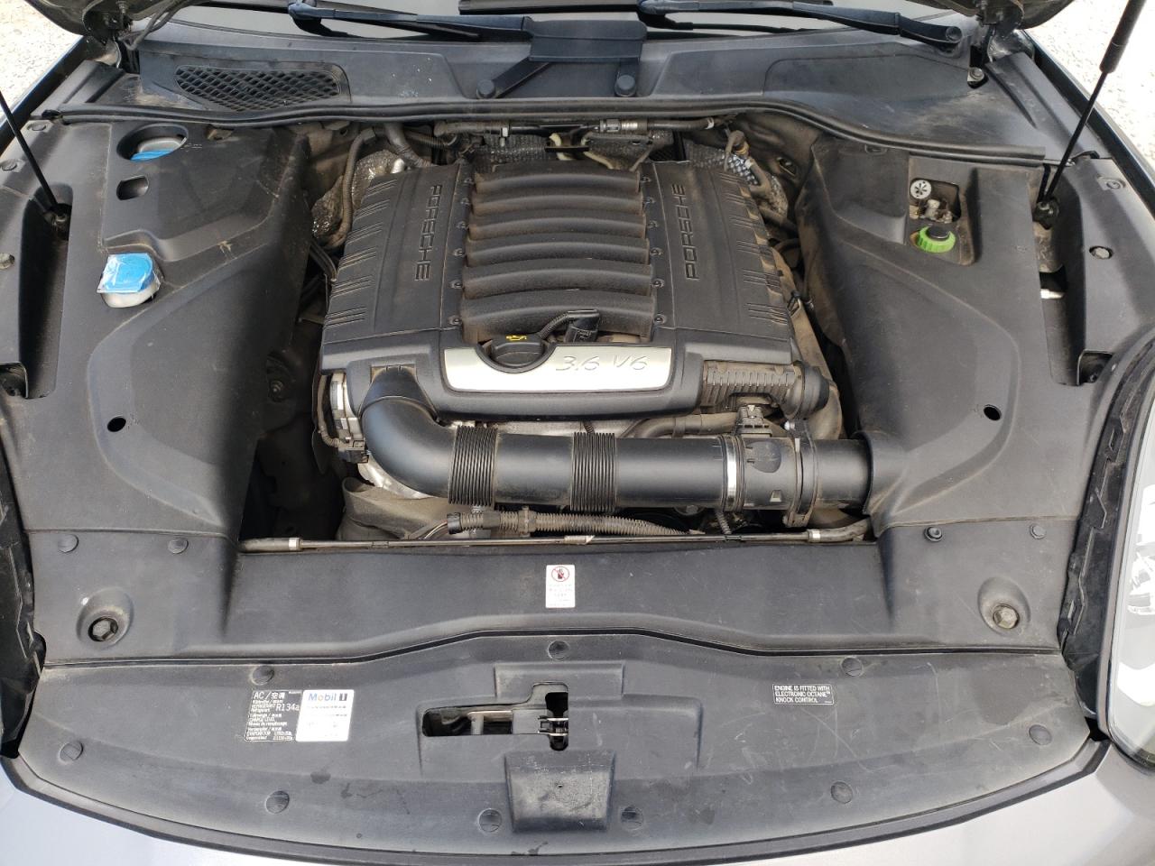 Photo 7 from auction – 2016 PORSCHE CAYENNE with VIN WP1AA2A29GKA10536