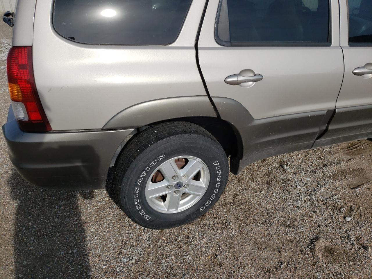 Photo 9 from auction – 2001 MAZDA TRIBUTE LX with VIN 4F2YU081X1KM26417