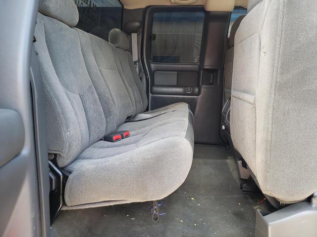 Photo 4 from auction – 2004 CHEVROLET SILVERADO with VIN 1GCEK19V74E159353