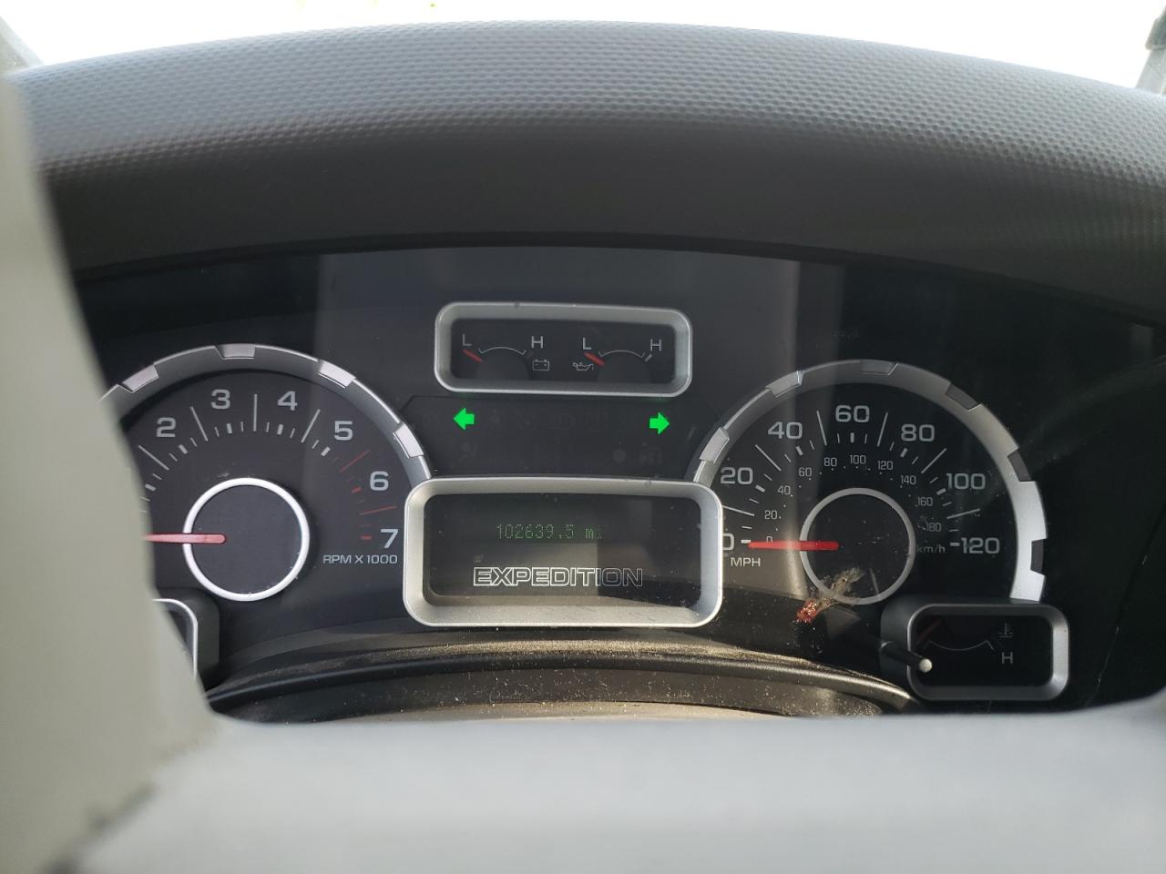 Zdjęcie 8 z aukcji – 2008 FORD EXPEDITION z VIN 1FMFK16598LA01859