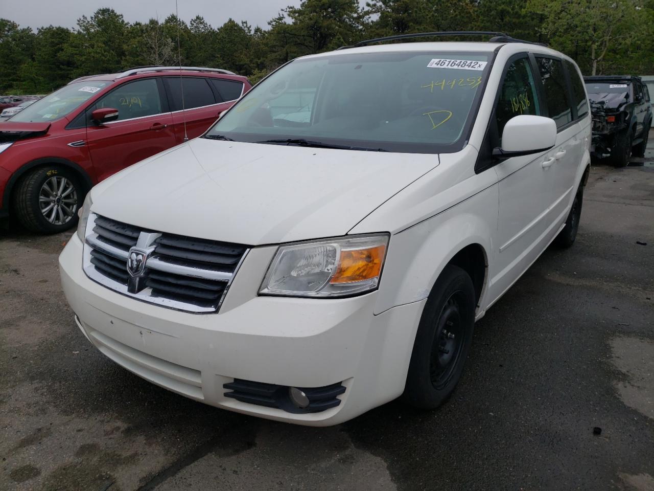 Photo 2 from auction – 2010 DODGE GRAND CARA with VIN 2D4RN5D17AR444253