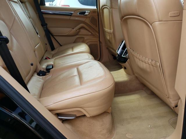 Фото 6 с аукциона – 2013 PORSCHE CAYENNE S с VIN WP1AE2A2XDLA14279