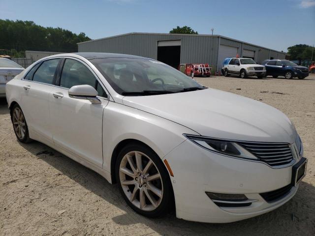 LINCOLN MKZ 2016 with VIN 3LN6L2GK3GR626250 - Photo from auction