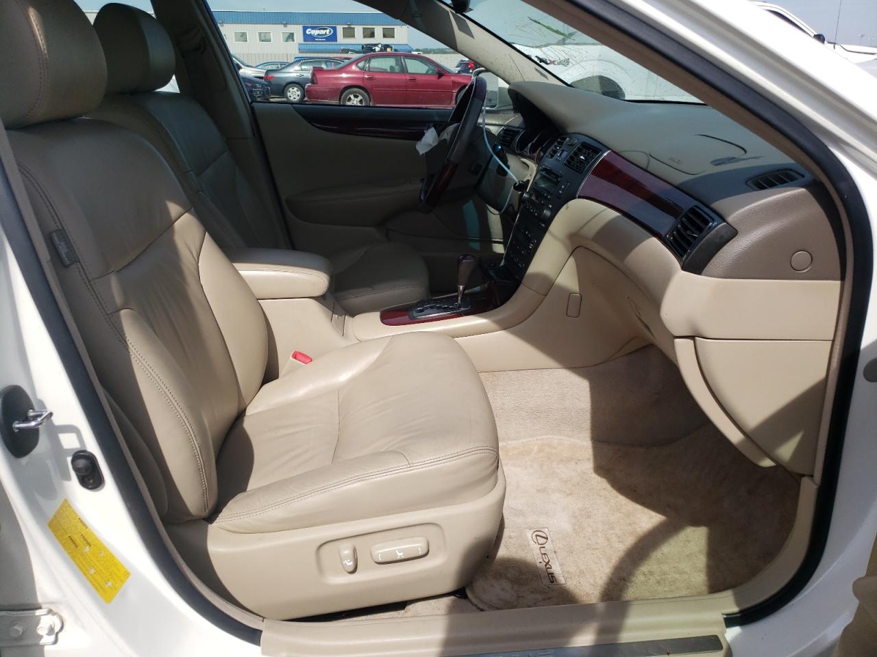 Photo 5 from auction – 2004 LEXUS ES 330 with VIN JTHBA30G640009701