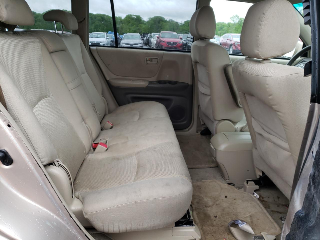 Photo 6 from auction – 2005 TOYOTA HIGHLANDER with VIN JTEEP21A050072307