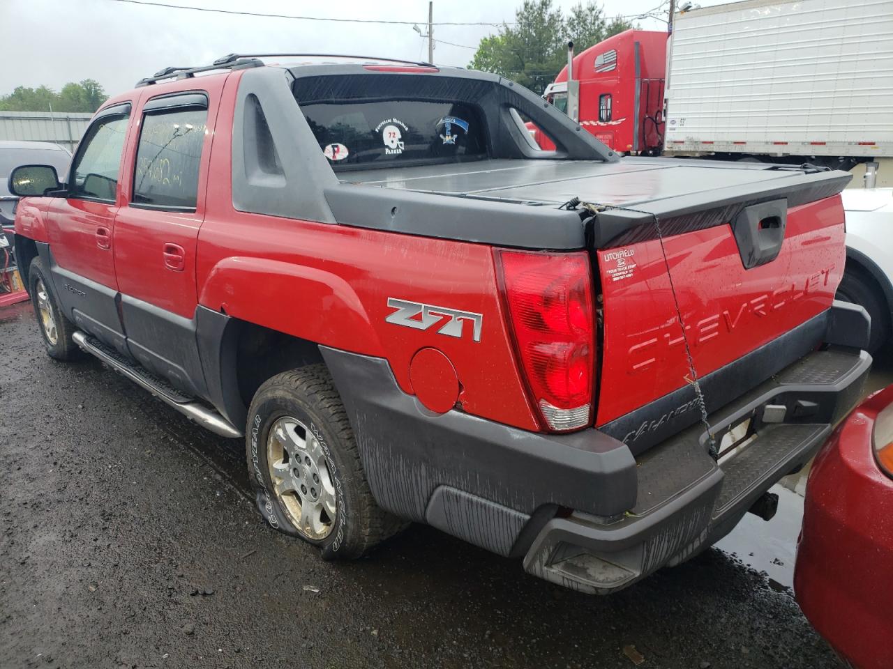 Photo 3 from auction – 2004 CHEVROLET AVALANCHE with VIN 3GNEK12T44G309914