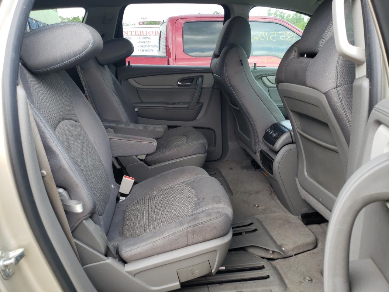 Photo 6 from auction – 2013 CHEVROLET TRAVERSE L with VIN 1GNKRGKDXDJ105966