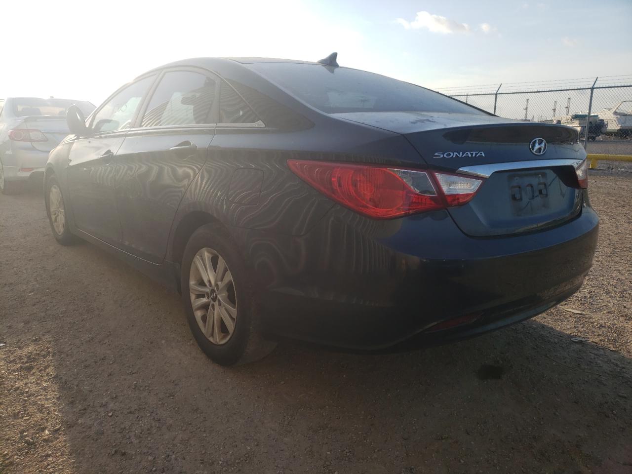Photo 3 from auction – 2011 HYUNDAI SONATA GLS with VIN 5NPEB4AC9BH240072