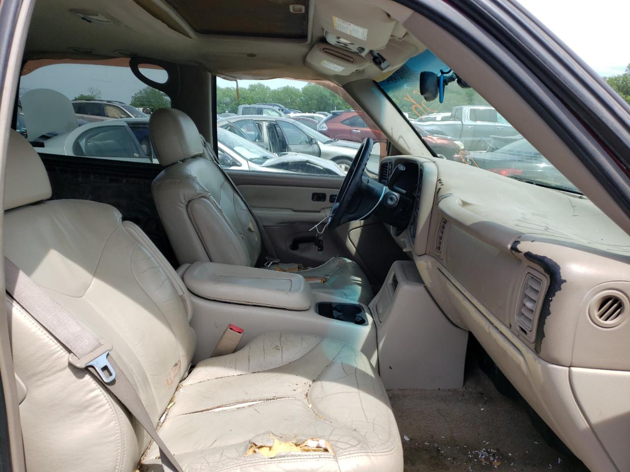 Photo 5 from auction – 2002 GMC YUKON with VIN 1GKEK13Z02R166845