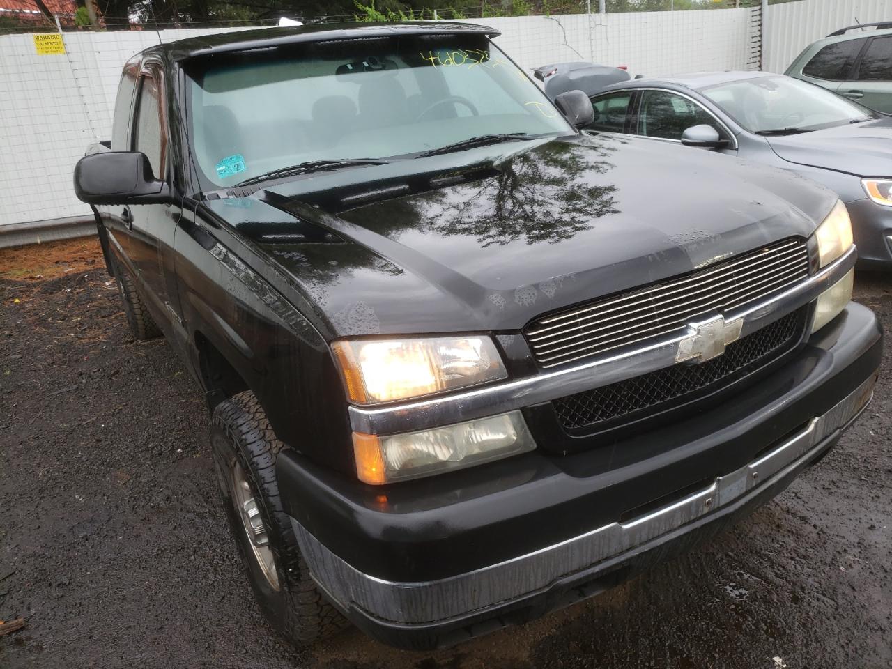 CHEVROLET SILVERADO 2004 with VIN 1GCHC29U64E199429 - Photo from auction