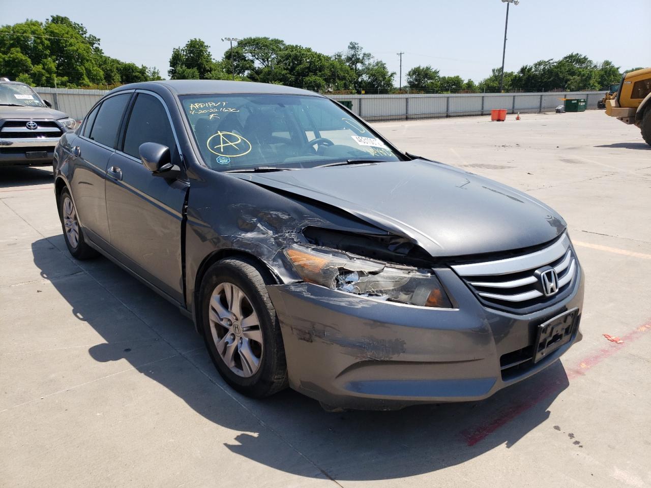 Photo 13 from auction – 2012 HONDA ACCORD LXP with VIN 1HGCP2F45CA201827