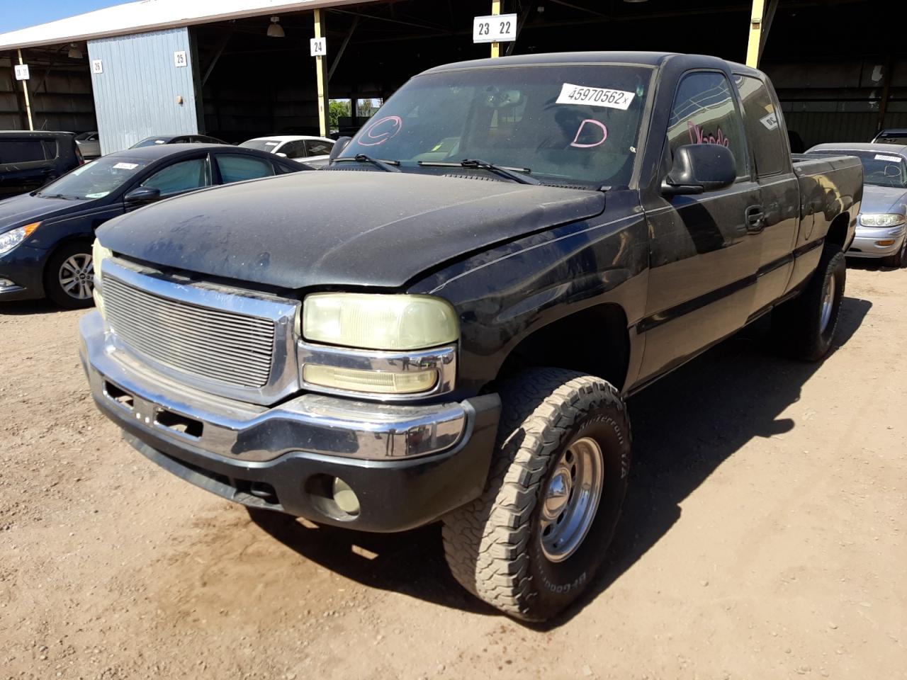 Photo 2 from auction – 2004 GMC NEW SIERRA with VIN 2GTEC19T041238389