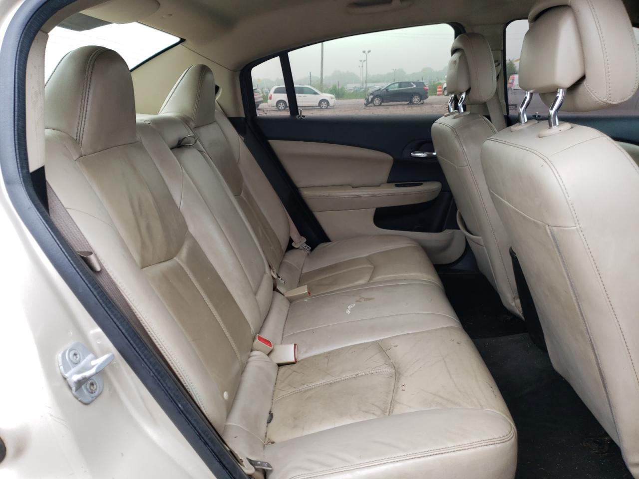 Photo 6 from auction – 2013 CHRYSLER 200 LIMITE with VIN 1C3CCBCG4DN744917