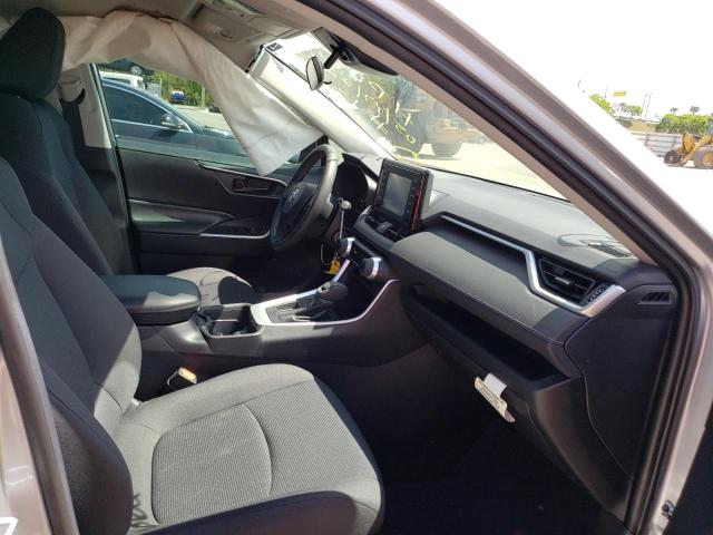 Photo 5 from auction – 2019 TOYOTA RAV4 LE with VIN 2T3H1RFV6KW023949
