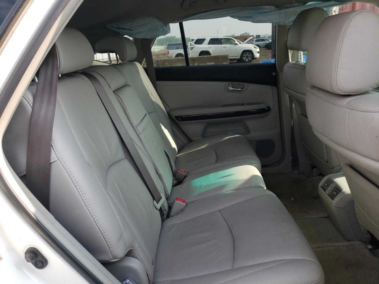 Photo 6 from auction – 2008 LEXUS RX 350 with VIN 2T2HK31U18C068076