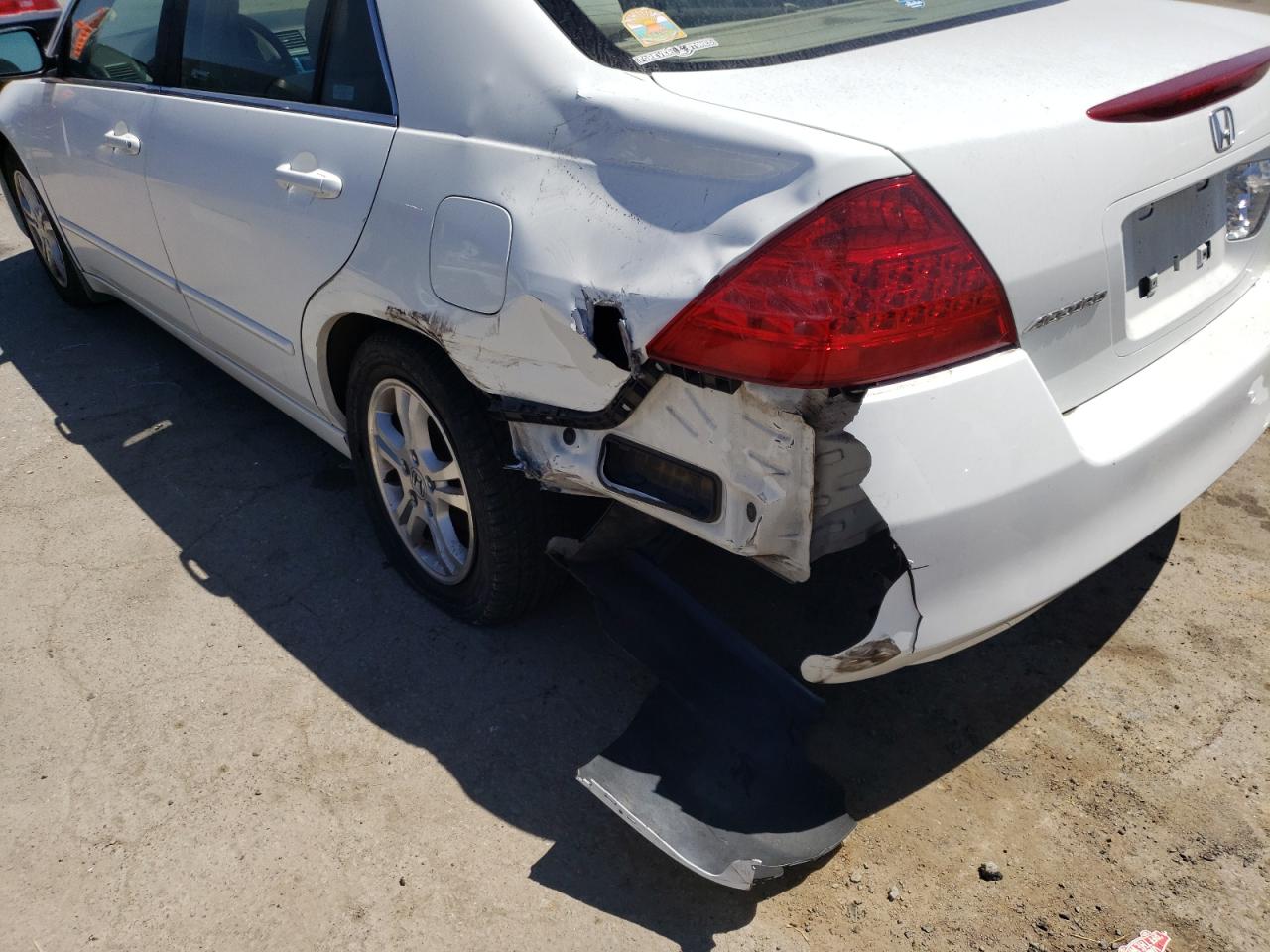 Photo 9 from auction – 2007 HONDA ACCORD SE with VIN JHMCM56307C016366