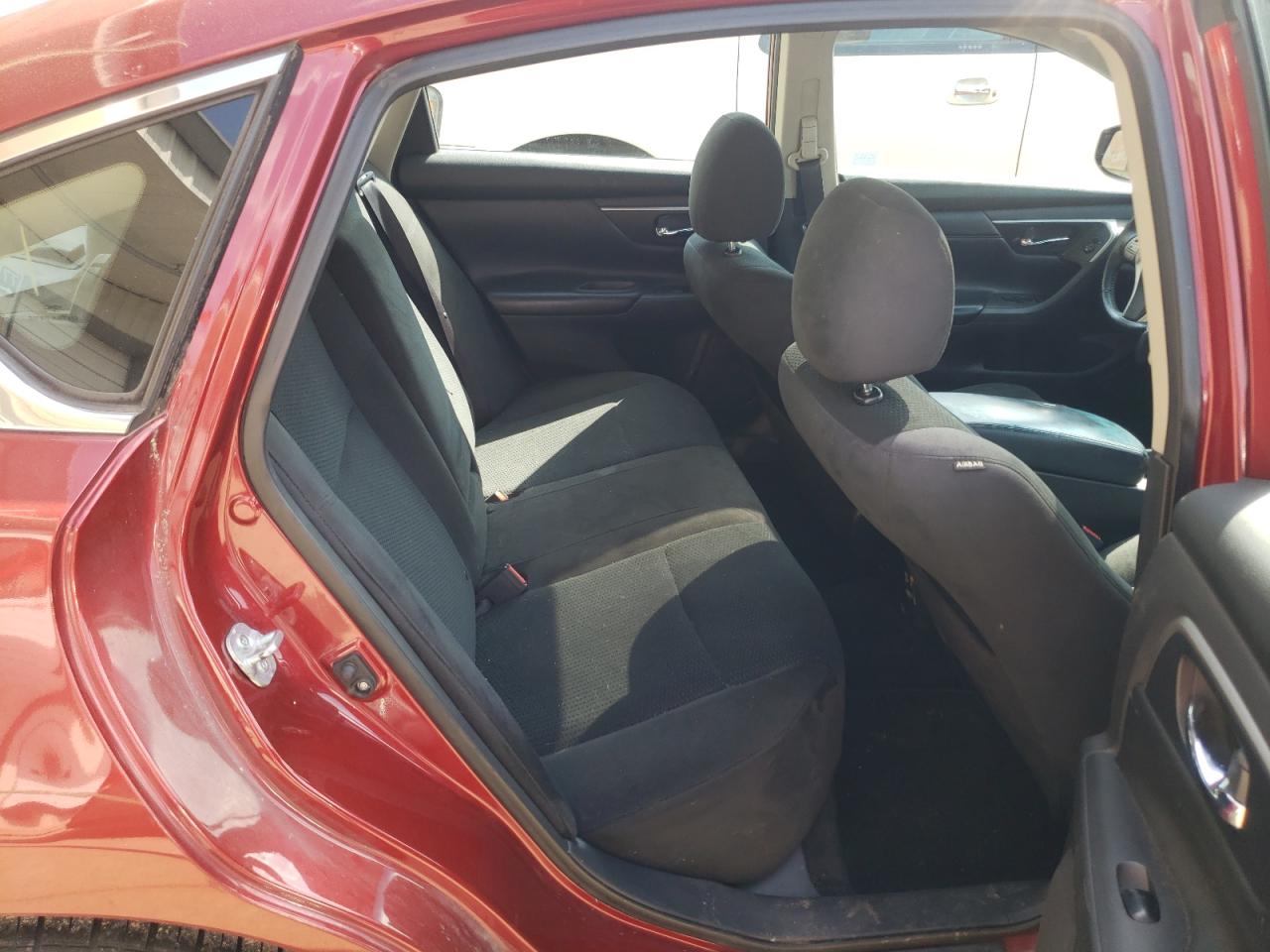 Photo 6 from auction – 2015 NISSAN ALTIMA 2.5 with VIN 1N4AL3AP5FC450684