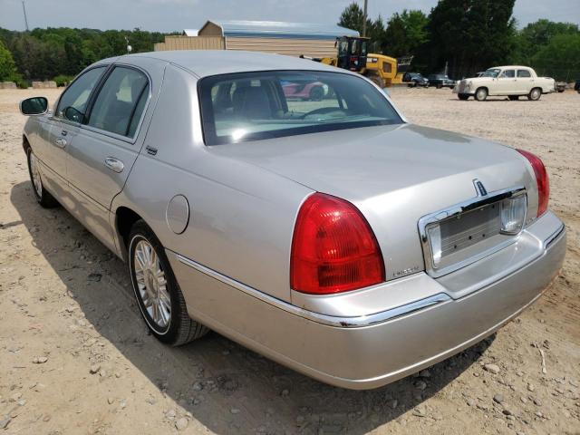 Photo 3 from auction – 2011 LINCOLN TOWN CAR S with VIN 2LNBL8CV3BX751342