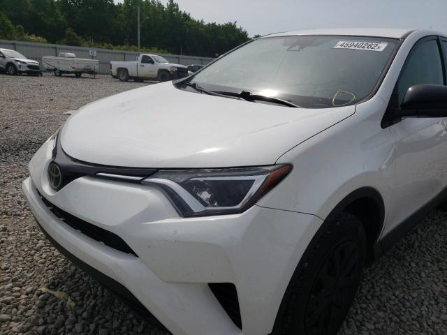 Photo 9 from auction – 2017 TOYOTA RAV4 LE with VIN 2T3BFREV9HW674333