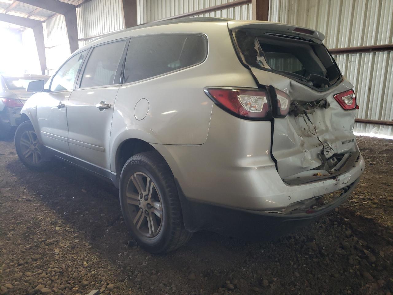 Photo 3 from auction – 2016 CHEVROLET TRAVERSE L with VIN 1GNKRHKD2GJ286894