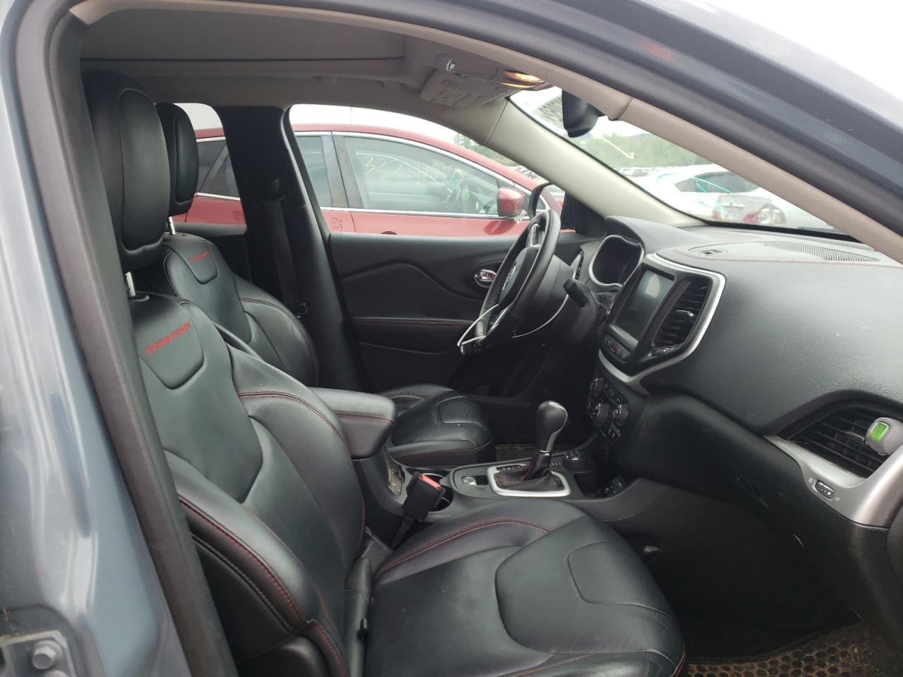 Photo 5 from auction – 2015 JEEP CHEROKEE T with VIN 1C4PJMBS9FW685400