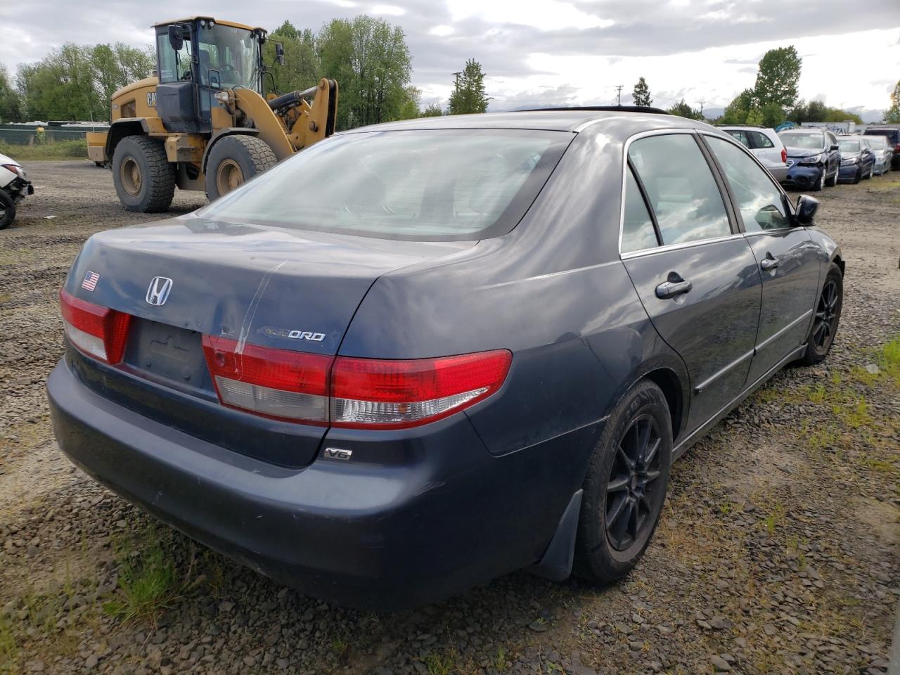 Photo 4 from auction – 2003 HONDA ACCORD with VIN 1HGCM66573A053365