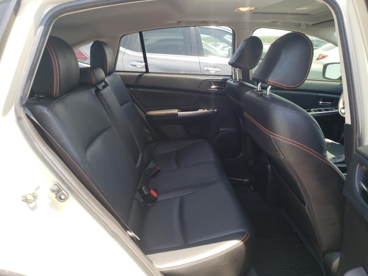 Photo 6 from auction – 2016 SUBARU CROSSTREK with VIN JF2GPANC8G8219935