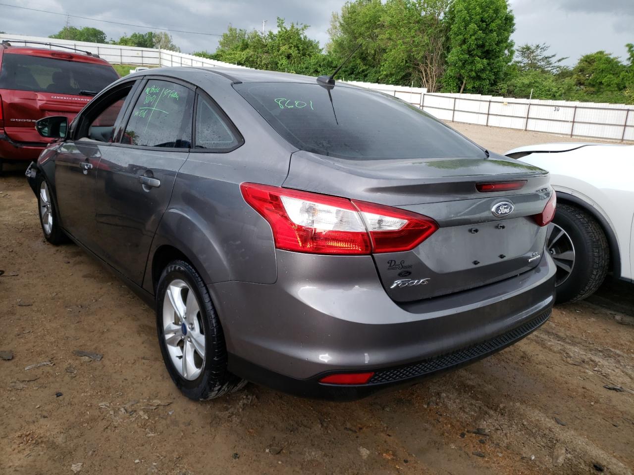 Photo 3 from auction – 2013 FORD FOCUS SE with VIN 1FADP3F29DL290143