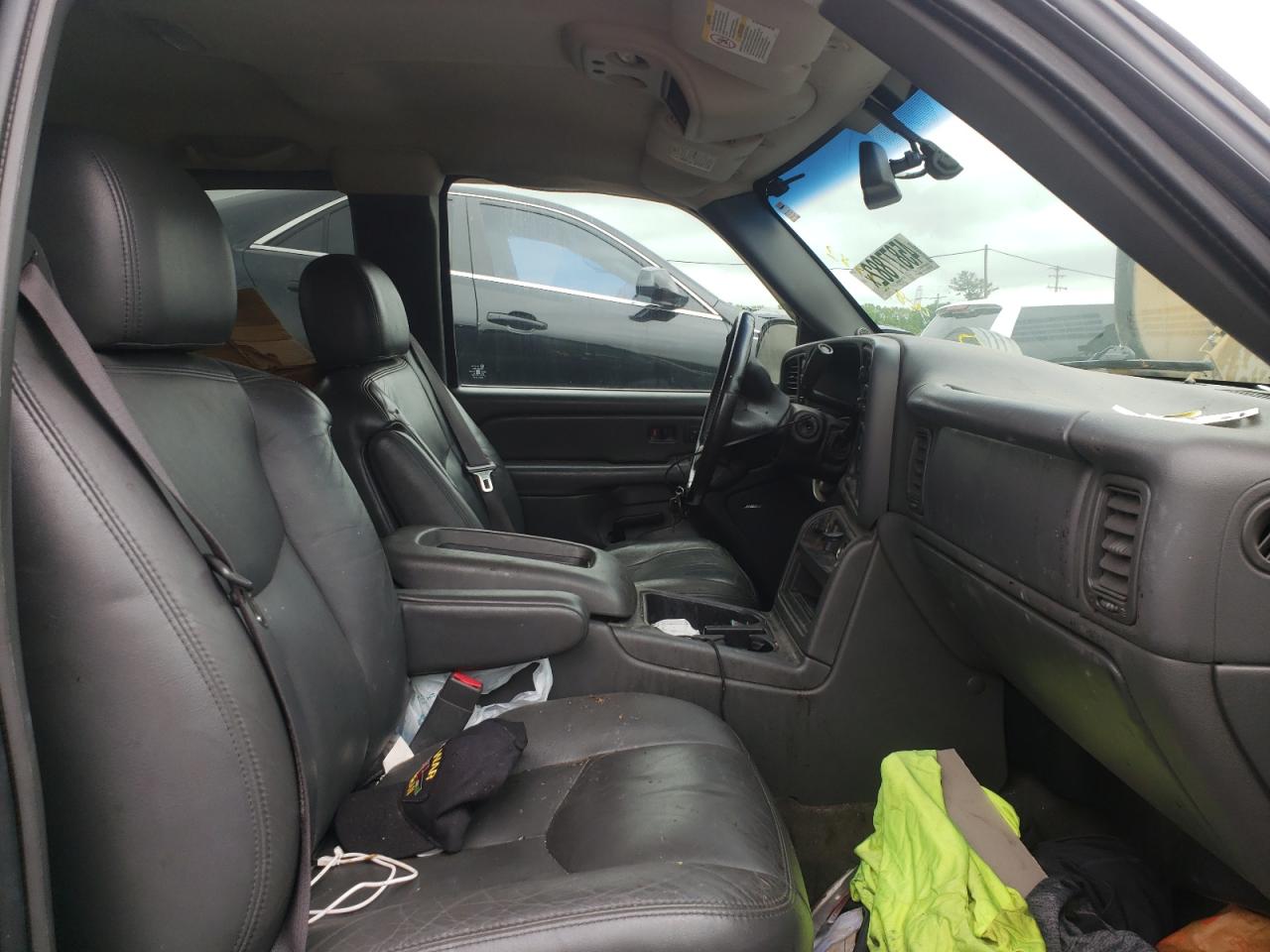Photo 5 from auction – 2006 GMC SIERRA K25 with VIN 1GTHK29U56E144038