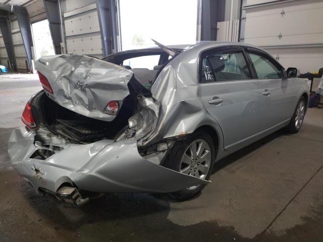 Photo 4 from auction – 2005 TOYOTA AVALON with VIN 4T1BK36B65U002375