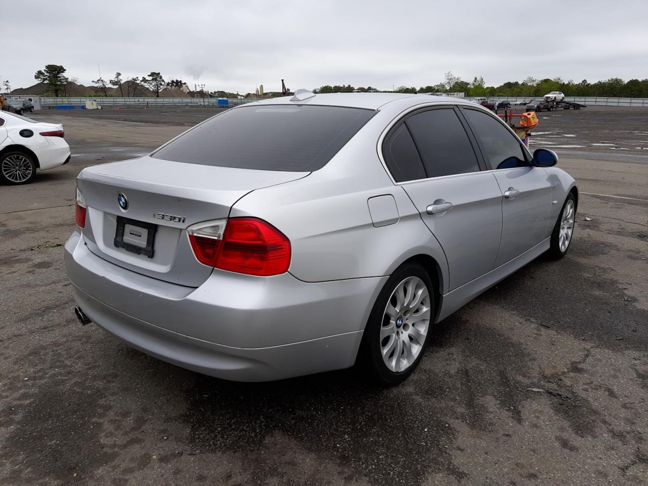 Photo 4 from auction – 2006 BMW 330 I with VIN WBAVB33546KR73840