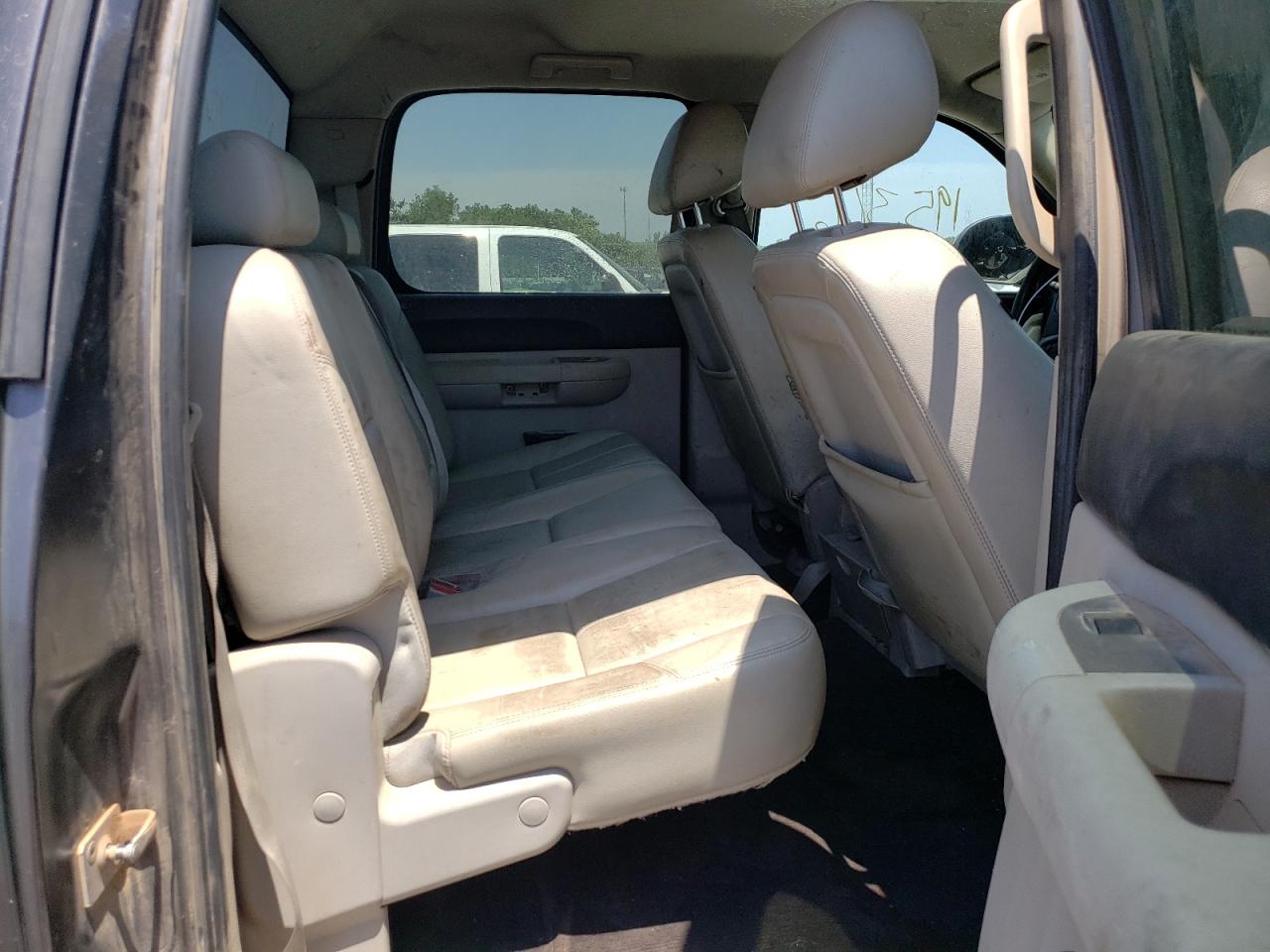 Photo 6 from auction – 2011 CHEVROLET SILVERADO with VIN 3GCPCSE04BG327249