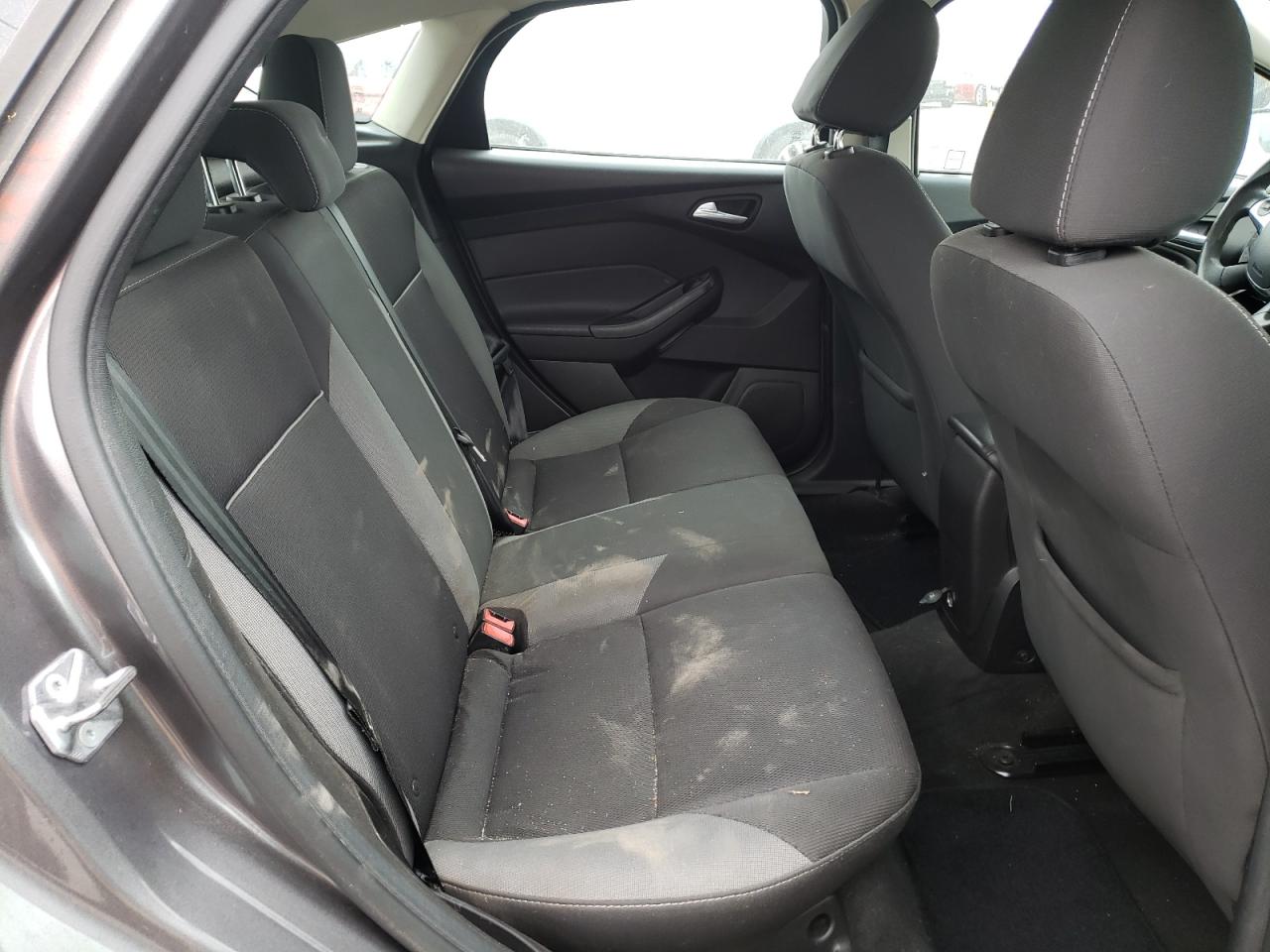 Photo 6 from auction – 2014 FORD FOCUS SE with VIN 1FADP3K21EL264529