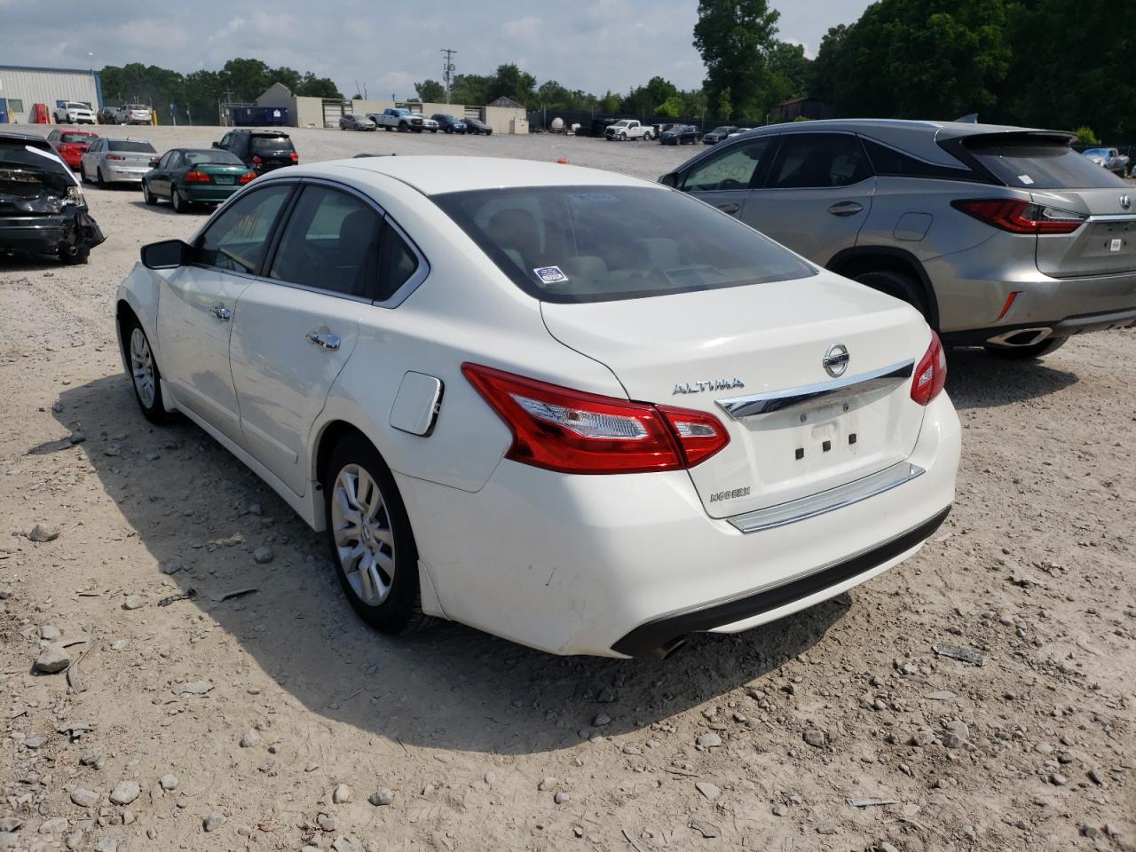 Photo 3 from auction – 2016 NISSAN ALTIMA 2.5 with VIN 1N4AL3AP2GN350466