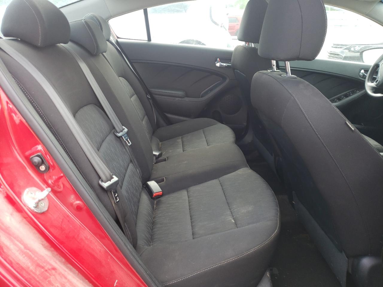 Photo 6 from auction – 2016 KIA FORTE LX with VIN KNAFK4A62G5459328