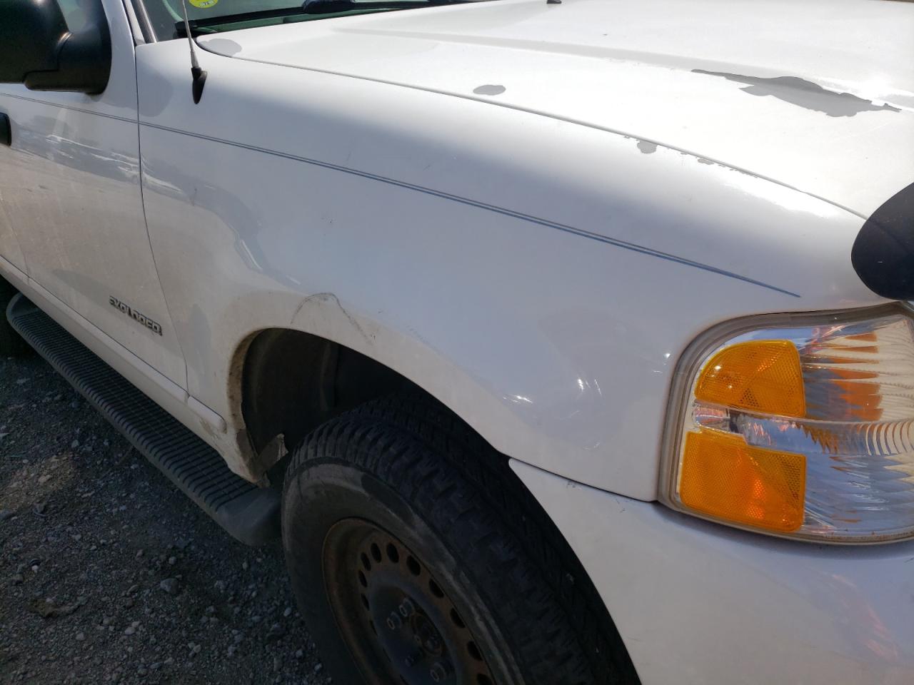 Photo 9 from auction – 2004 FORD EXPLORER X with VIN 1FMZU73E64UB60387