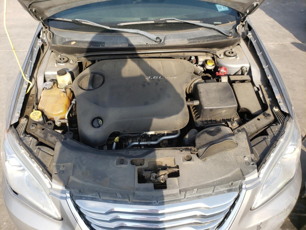 Photo 7 from auction – 2013 CHRYSLER 200 LX with VIN 1C3CCBAG3DN767690