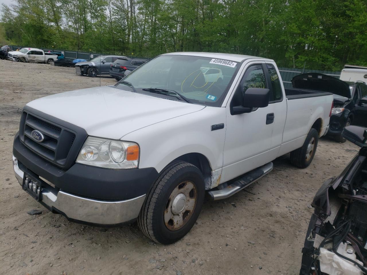 Photo 2 from auction – 2005 FORD F150 with VIN 1FTRF12W25NB92478
