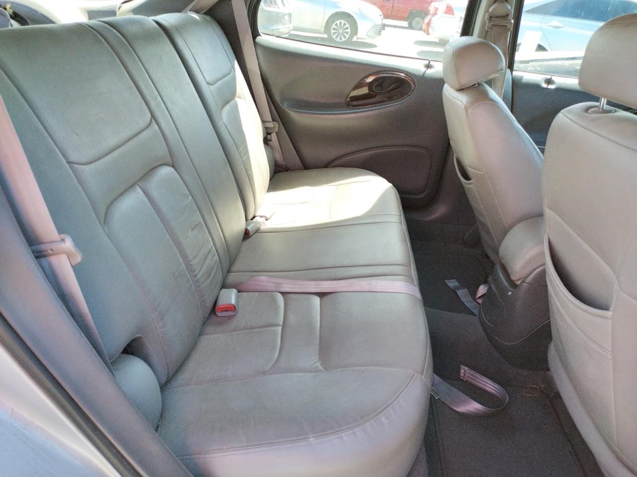 Photo 6 from auction – 1999 FORD TAURUS SE with VIN 1FAFP58S7XA297447