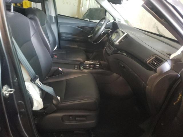 Photo 5 from auction – 2017 HONDA PILOT TOUR with VIN 5FNYF6H96HB095104