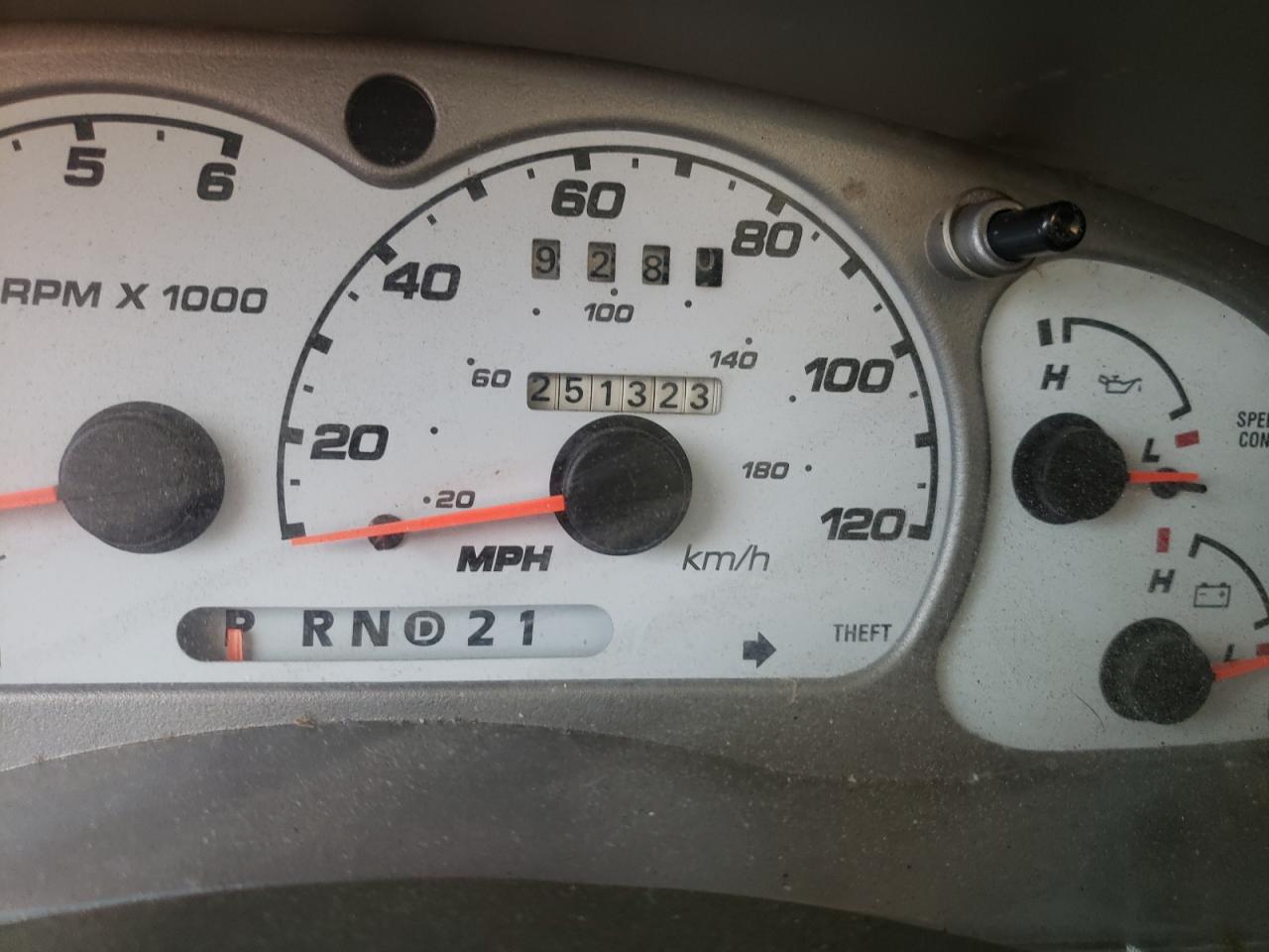 Photo 8 from auction – 2001 FORD EXPLORER S with VIN 1FMZU77E21UB95997