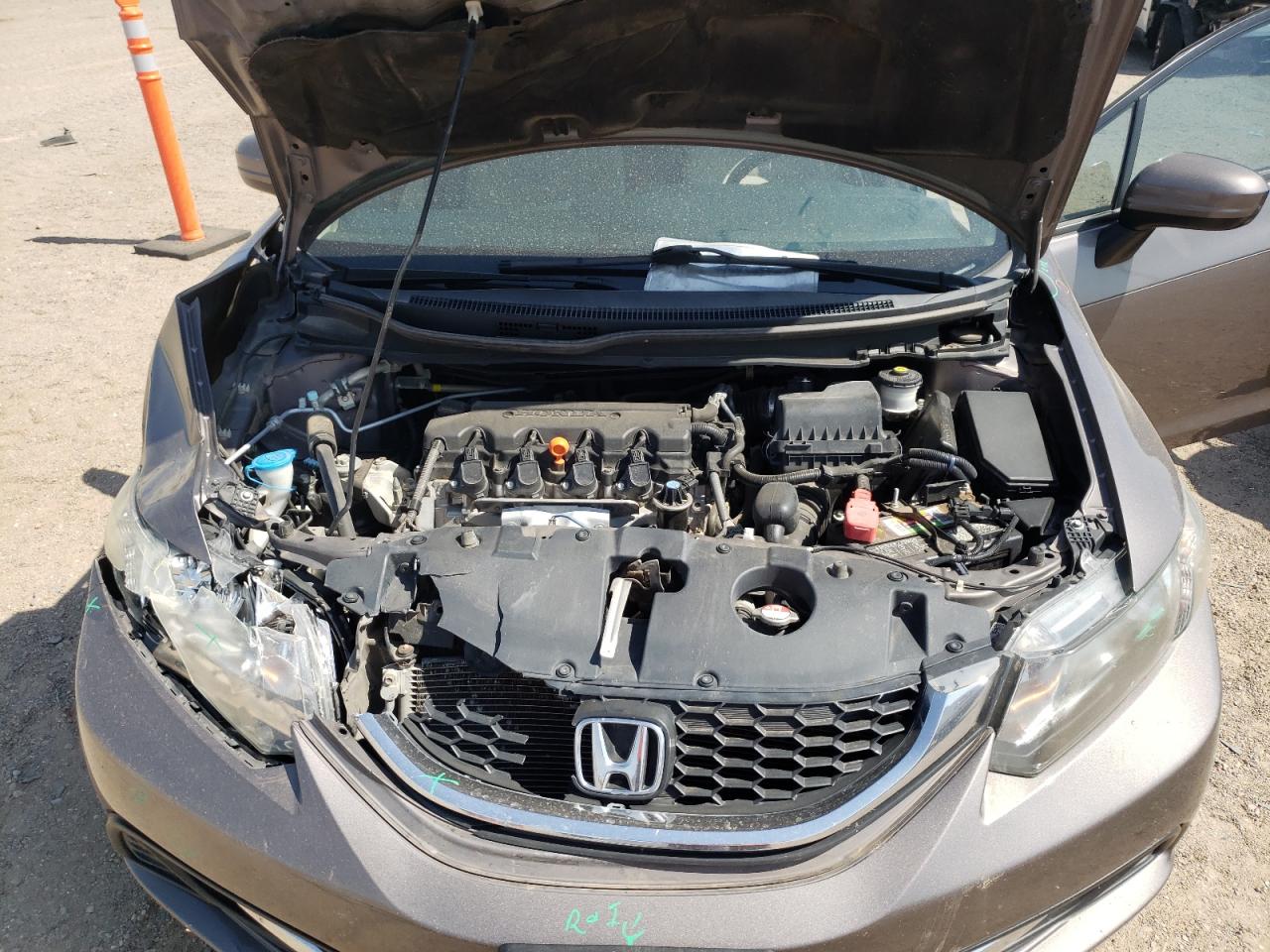 Photo 7 from auction – 2014 HONDA CIVIC LX with VIN 19XFB2F50EE068736