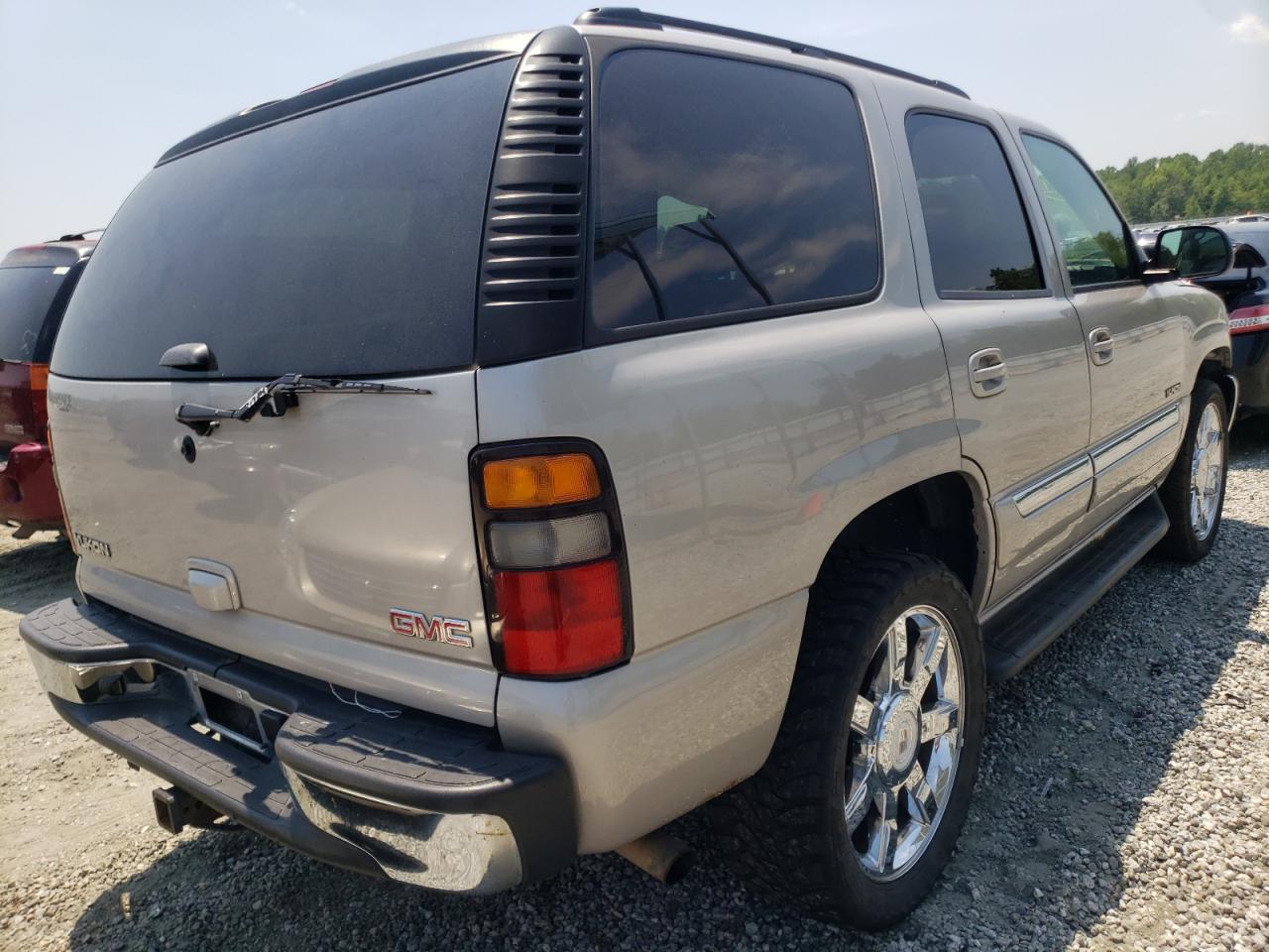 Photo 4 from auction – 2006 GMC YUKON with VIN 1GKEC13T56J105939