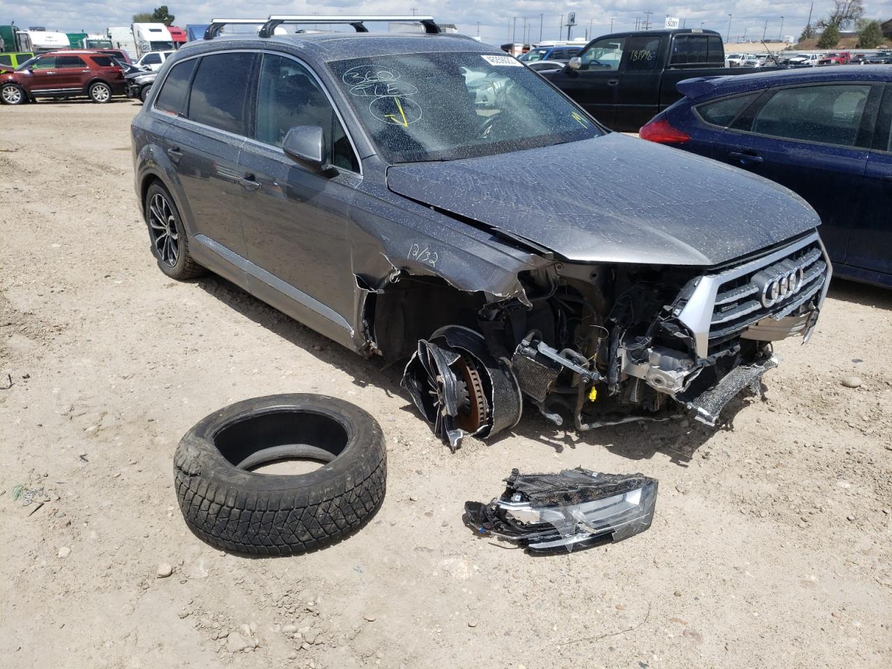 AUDI Q7 PREMIUM 2017 with VIN WA1LAAF70HD033065 - Photo from auction