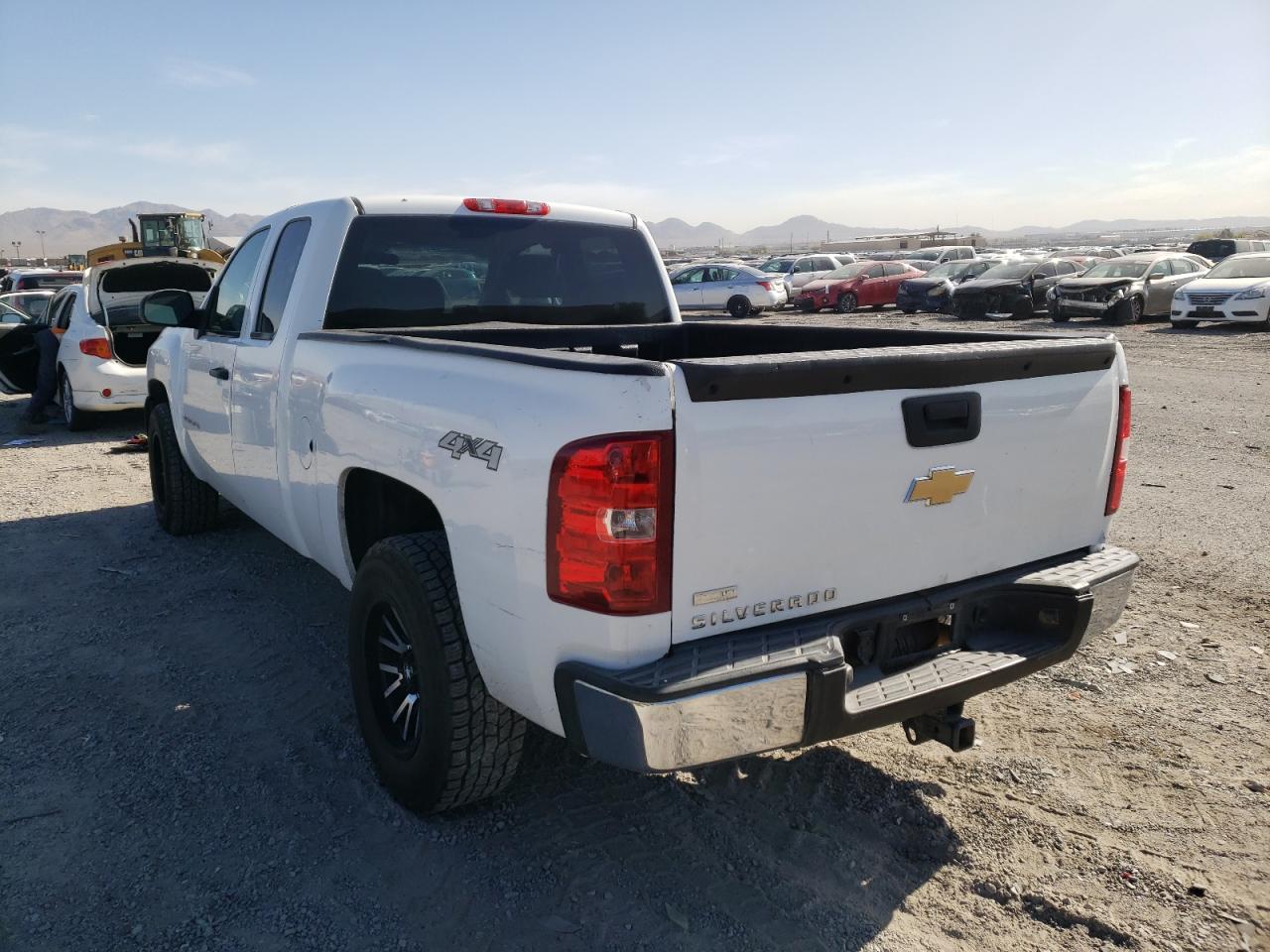 Photo 3 from auction – 2013 CHEVROLET SILVERADO with VIN 1GCRKPE79DZ349563
