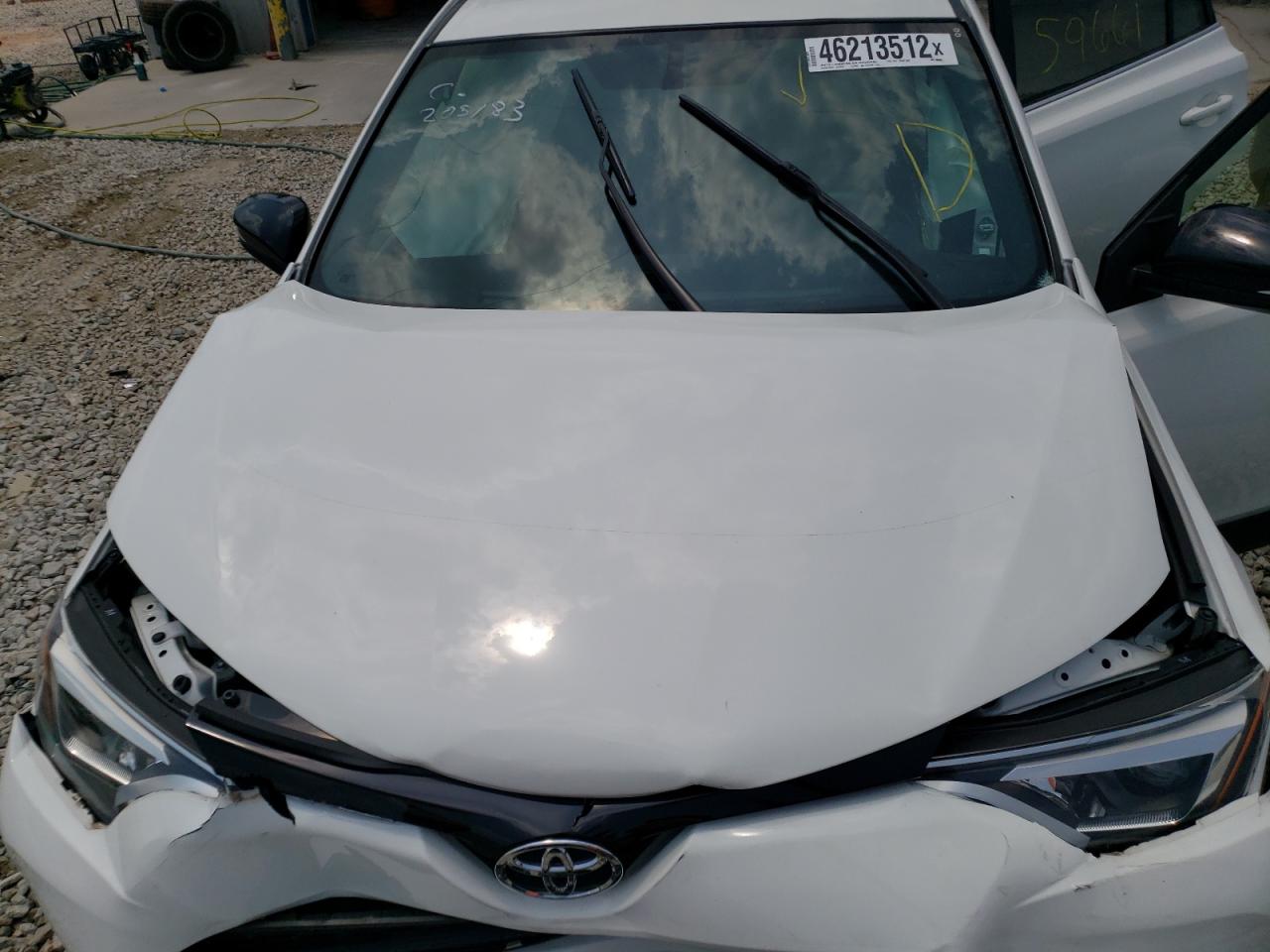 Photo 7 from auction – 2016 TOYOTA RAV4 SE with VIN JTMNFREV4GJ067816