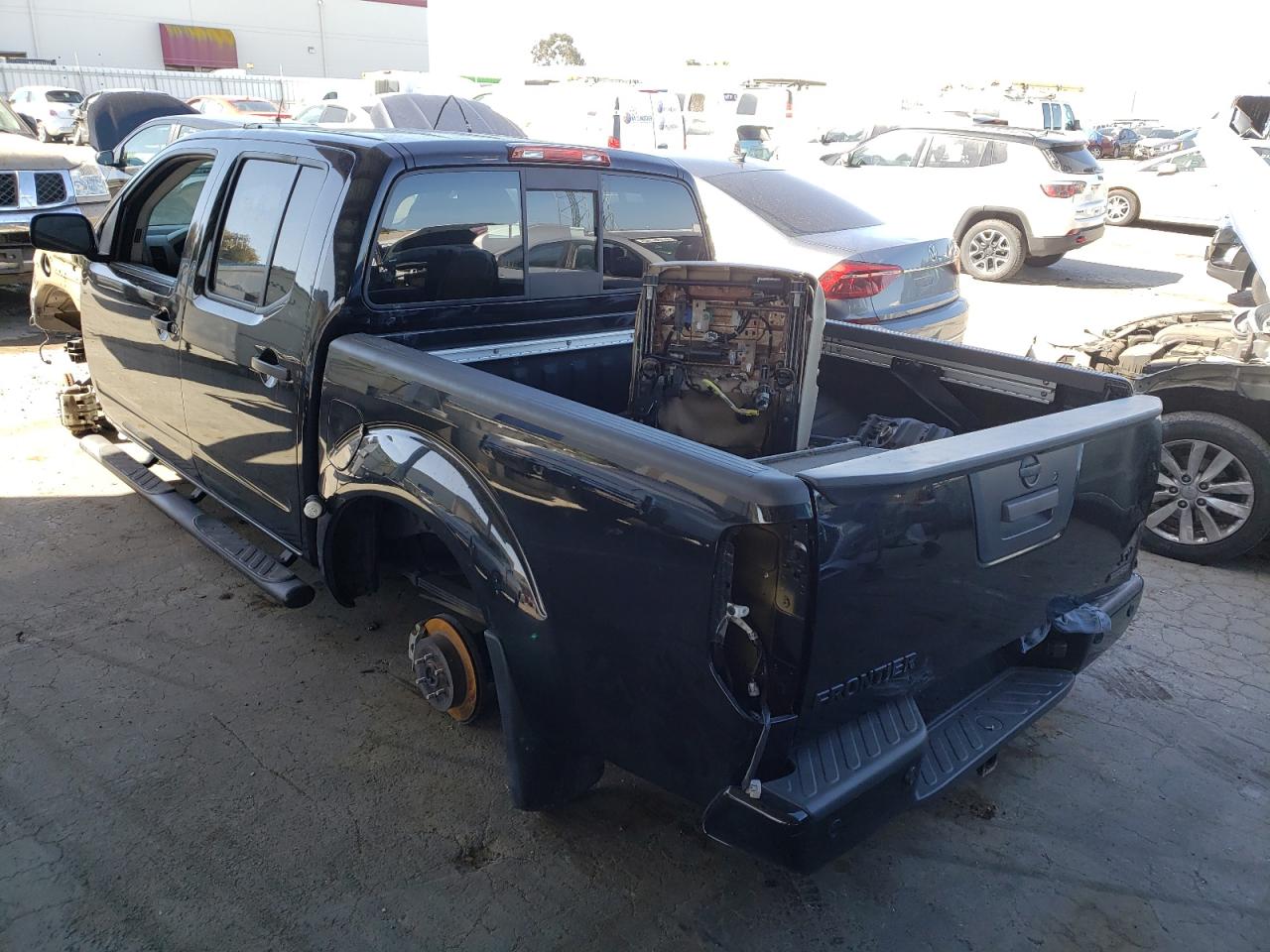 Photo 16 from auction – 2021 NISSAN FRONTIER S with VIN 1N6ED0EA8MN705906